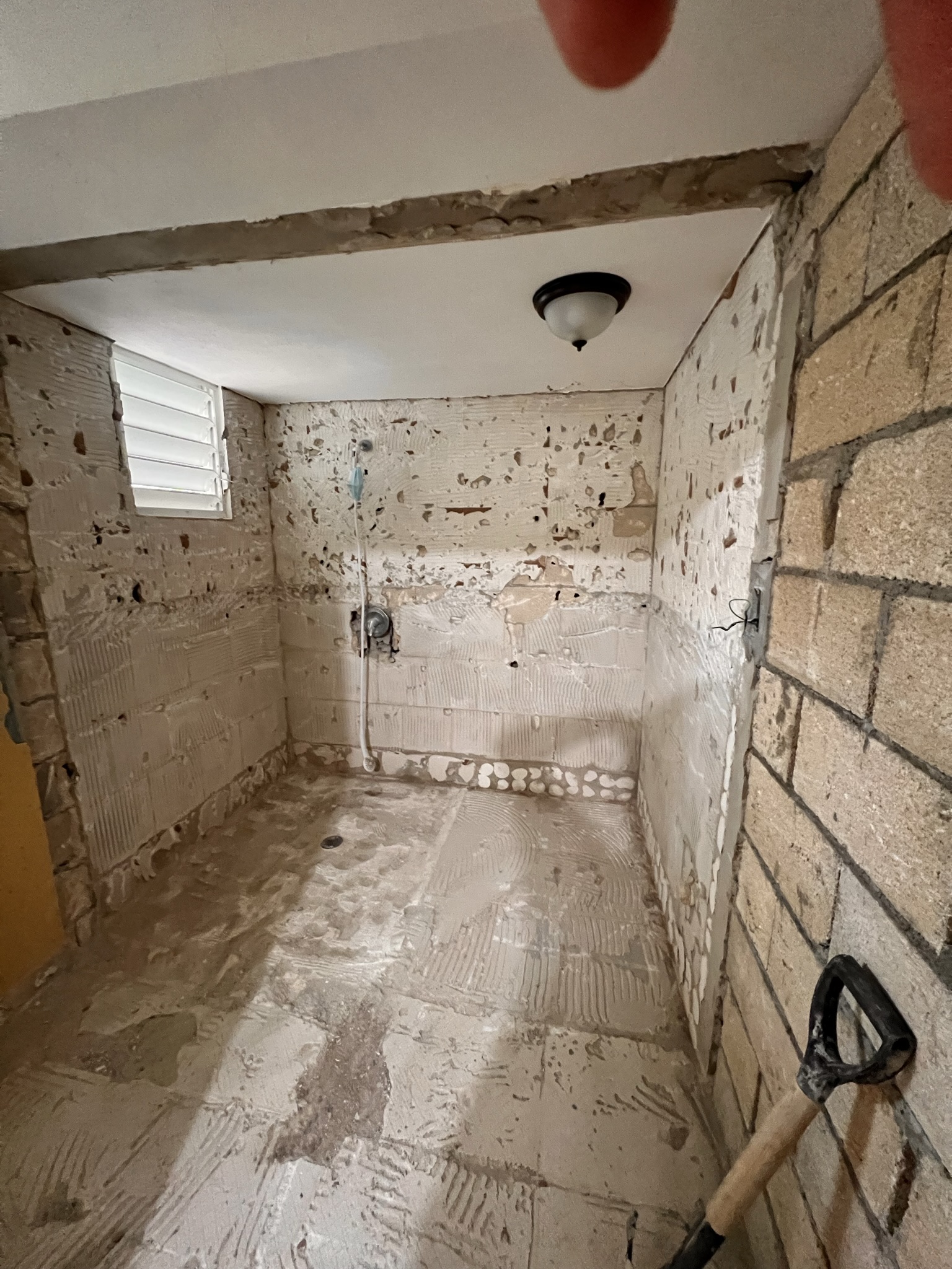Proyecto de ROPO PR en Puerto Rico: sellado de techos, impermeabilización y remodelación