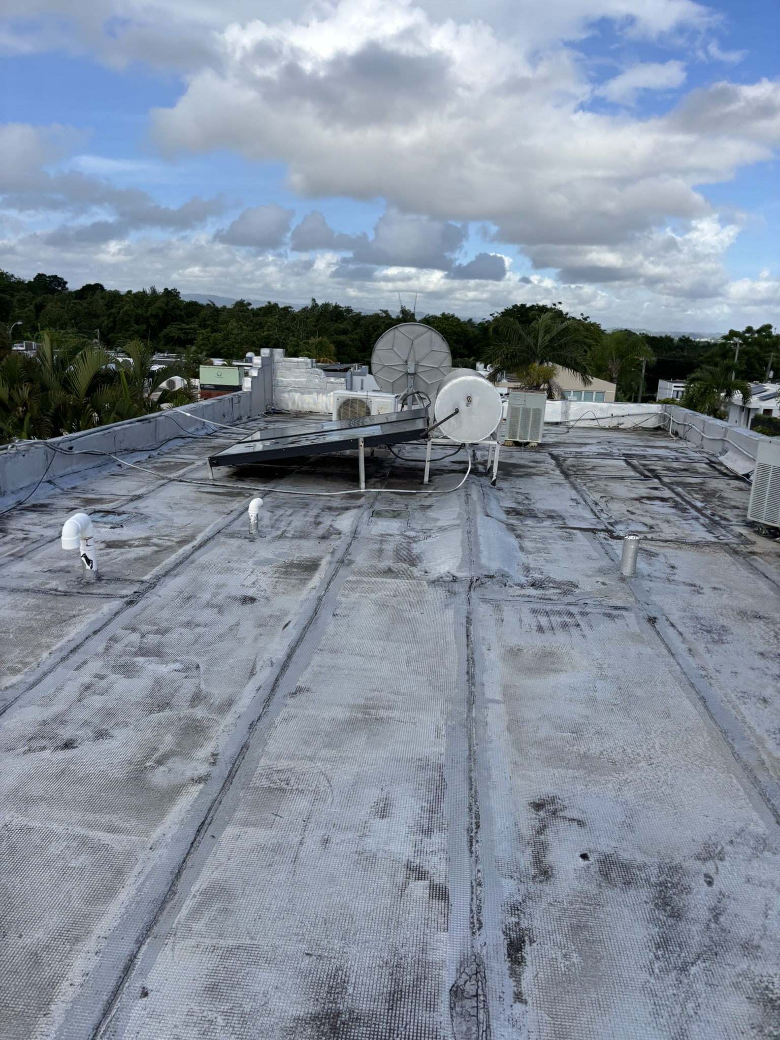 Proyecto de ROPO PR en Puerto Rico: sellado de techos, impermeabilización y remodelación