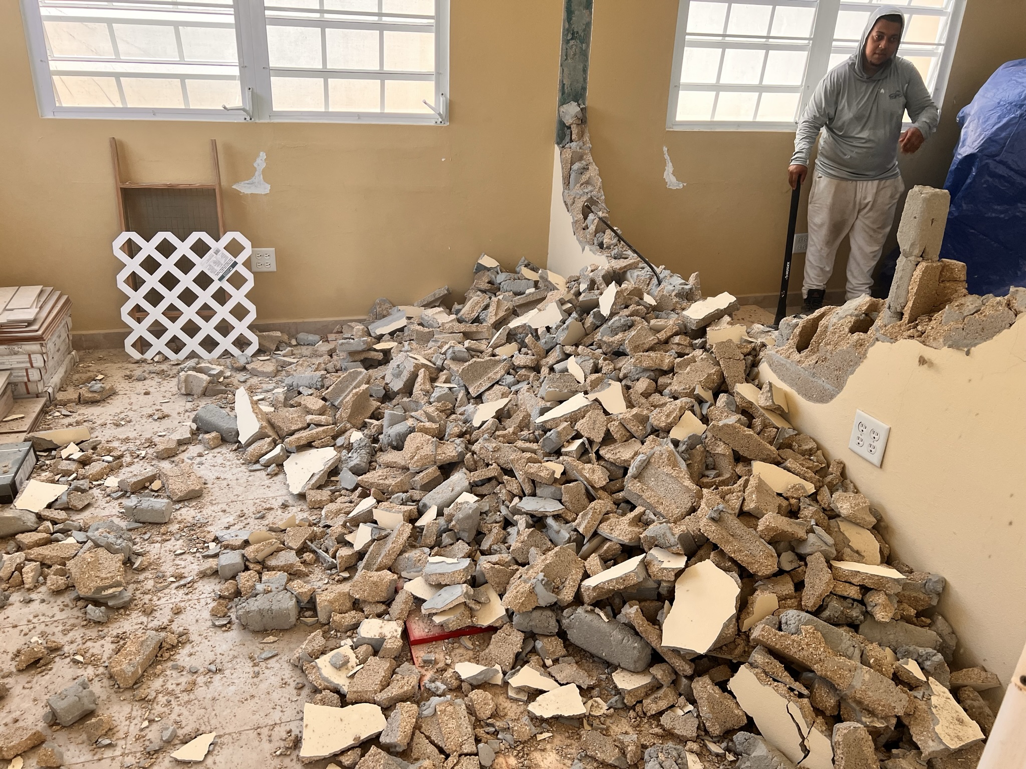 Proyecto de ROPO PR en Puerto Rico: sellado de techos, impermeabilización y remodelación